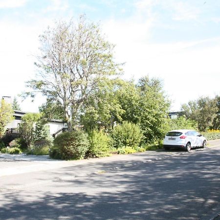 Spacious & Refurbished 1 Bedroom Apartment In Suburban Reykjavik Garthabaer Esterno foto